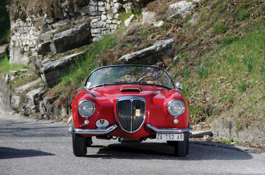  Lancia Aurelia B24 Spider America 1955 года  (фото 16 из 24)